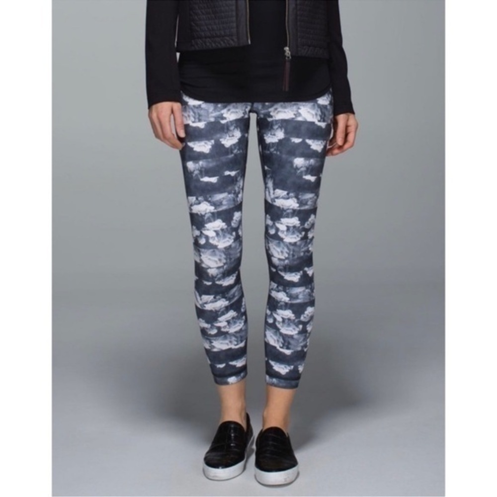 Lululemon High Times Legging Dream Rose Stripe 6